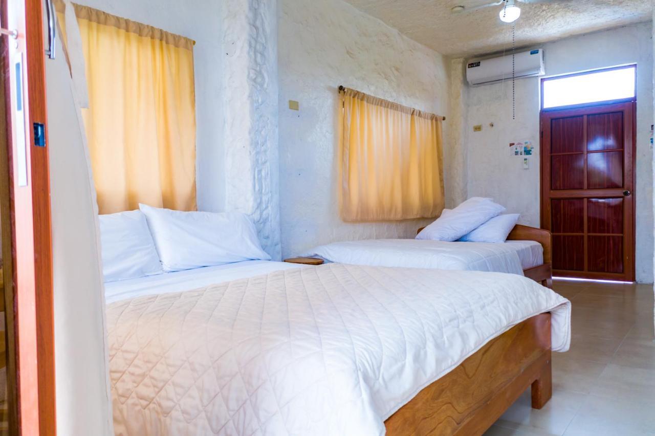 Royal Galapagos Inn Puerto Baquerizo Moreno Buitenkant foto
