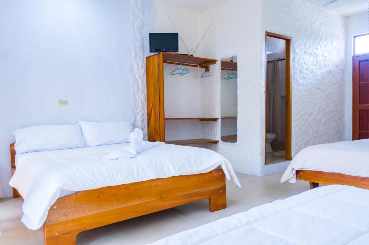 Royal Galapagos Inn Puerto Baquerizo Moreno Buitenkant foto